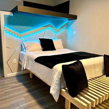 Eagle Stay Dainty Studio Eagle Pass Luaran gambar