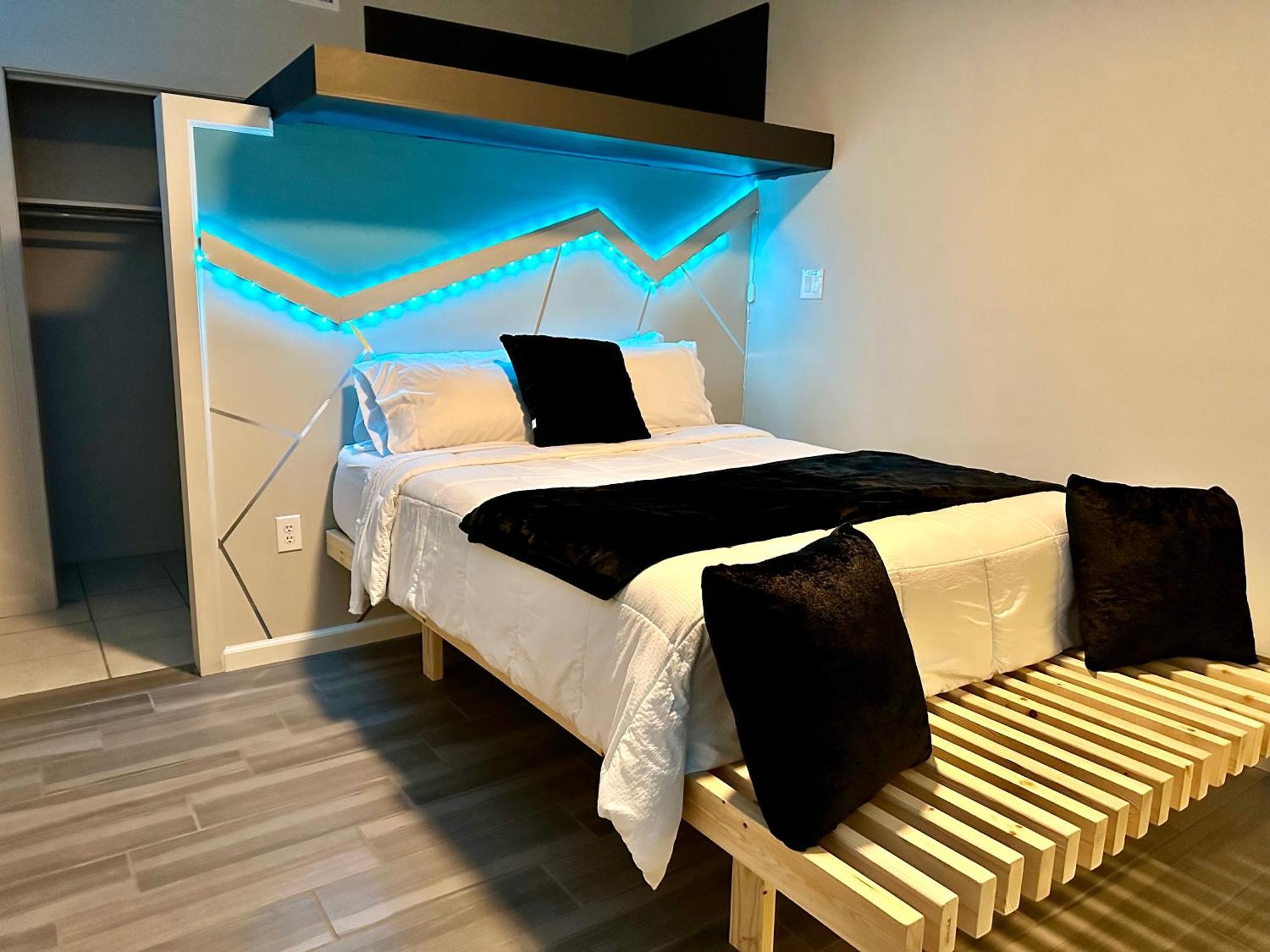 Eagle Stay Dainty Studio Eagle Pass Luaran gambar