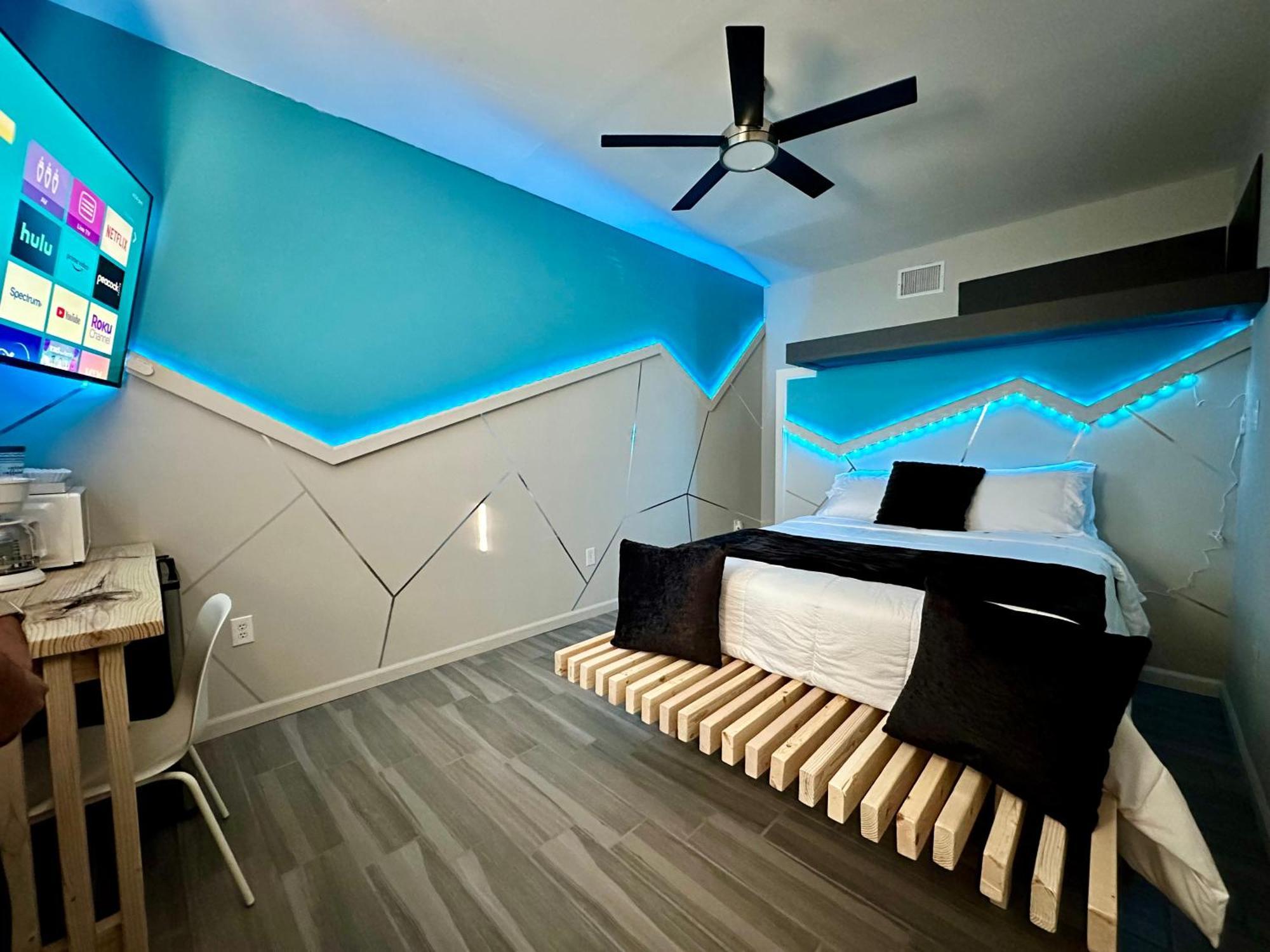 Eagle Stay Dainty Studio Eagle Pass Luaran gambar
